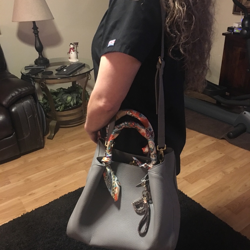 Grey Purse - Picture 2 of 8